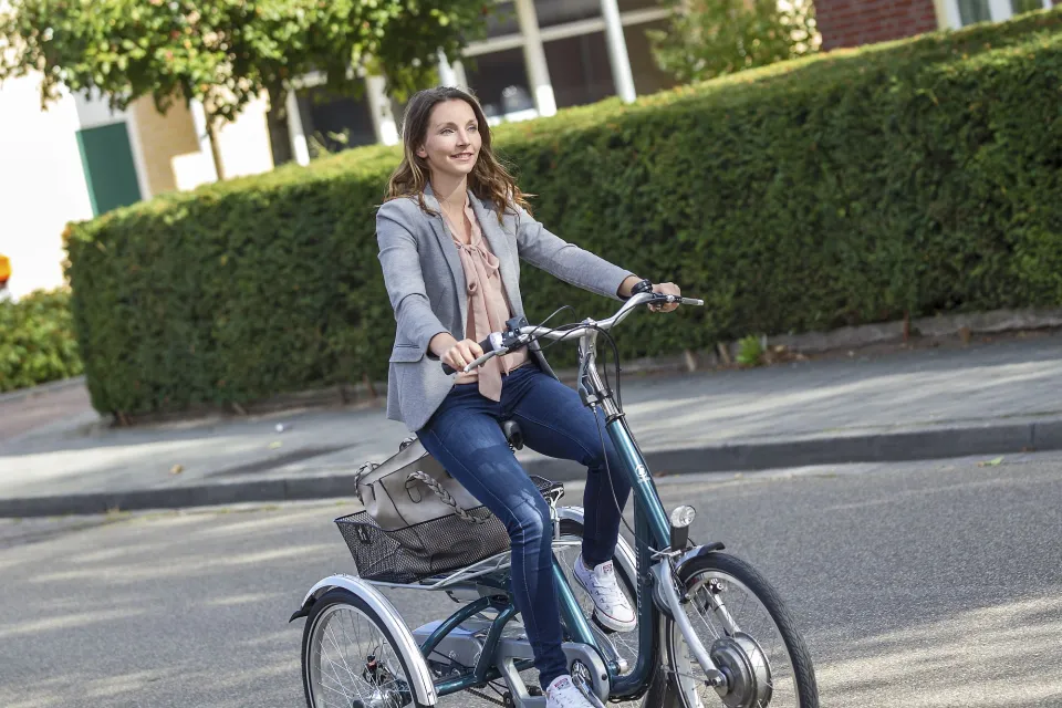 Maxi driewieler op straat