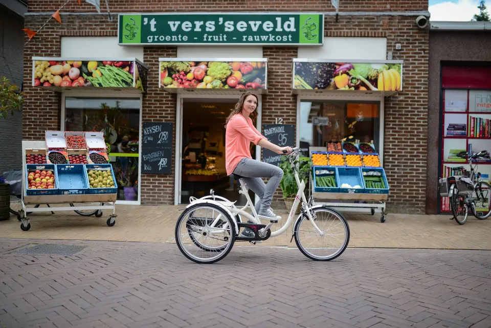 Maxi driewieler op straat 2