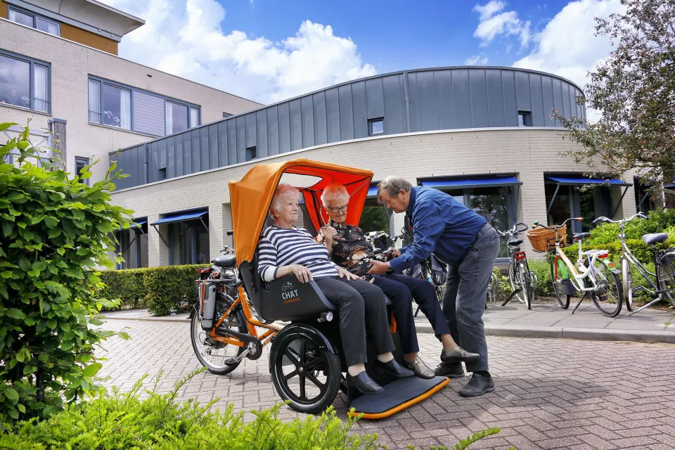 Chat Riksja fiets van Raam 2