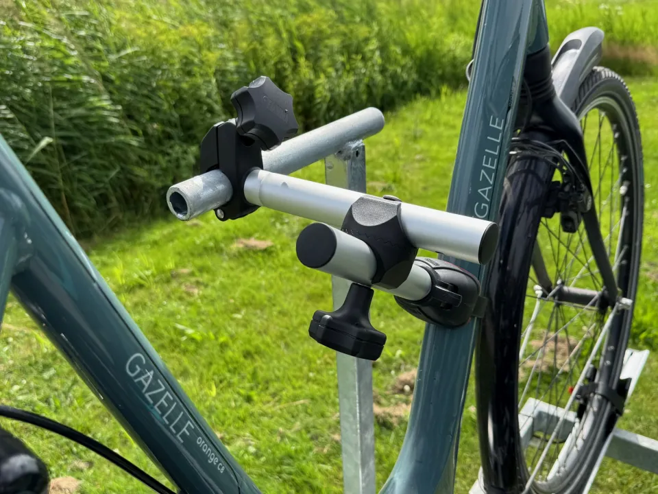Aanhanger duofiets met twee fietsen